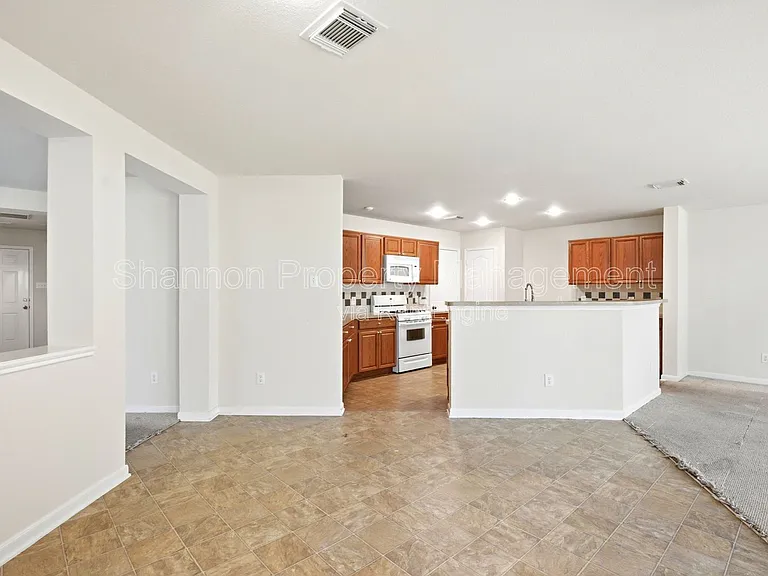 526 Remington Lodge Ct — Photo 17