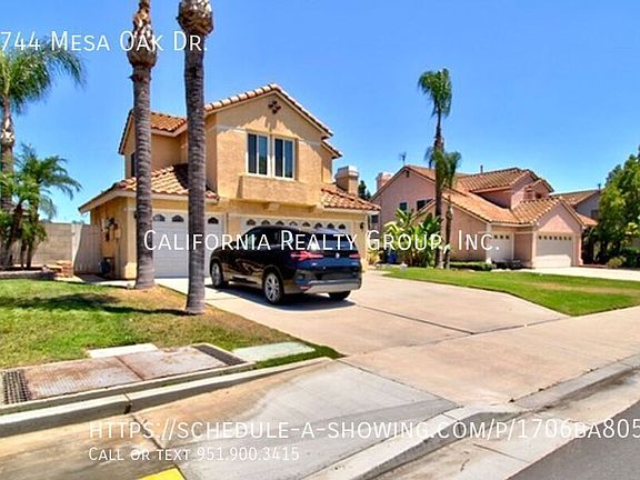 3rd image of 8744 Mesa Oak Dr