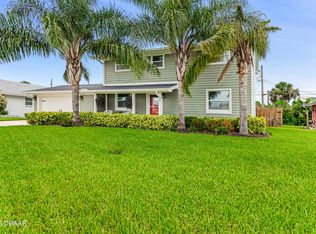 1207 Suwanee Rd, Daytona Beach, FL 32114