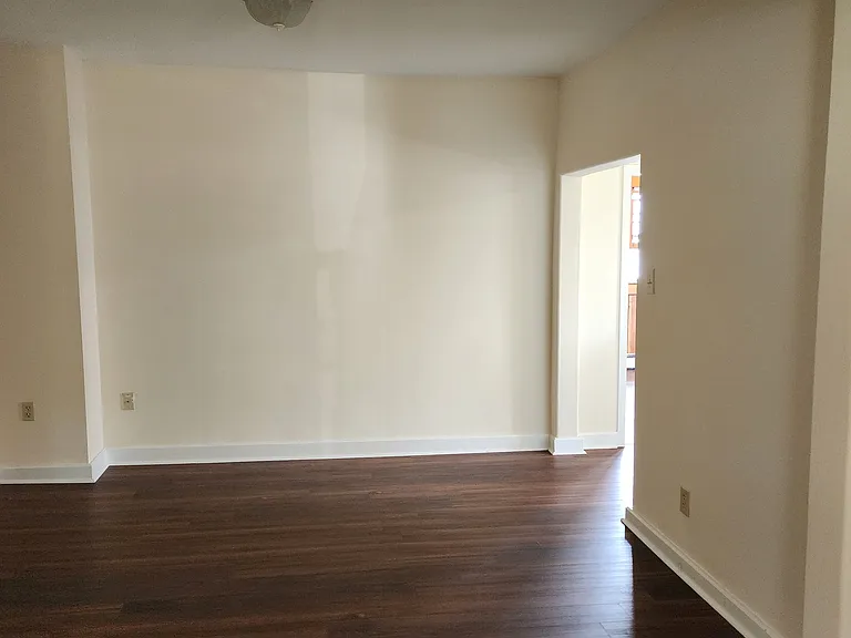 141 N Main St — Photo 15