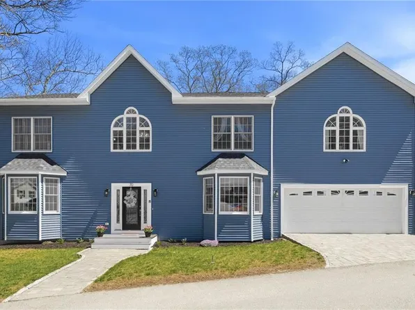 70 Shady Ln, Pascoag, RI 02859