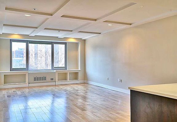 5th image of 6405 Yellowstone Blvd APT 306