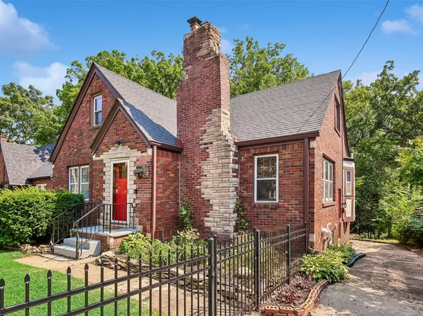 3816 Franklin Ave, Des Moines, IA 50310