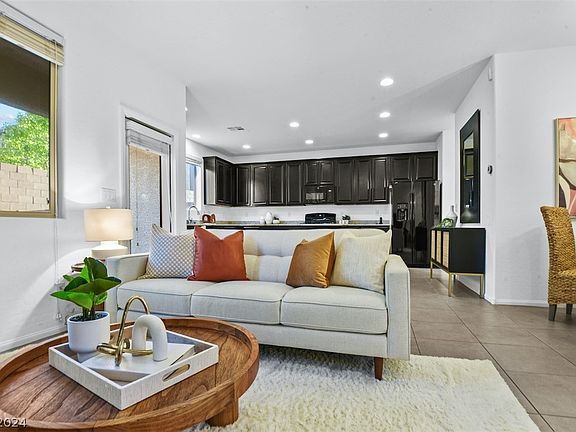 2nd image of 10737 Yarmouth Bay Ct