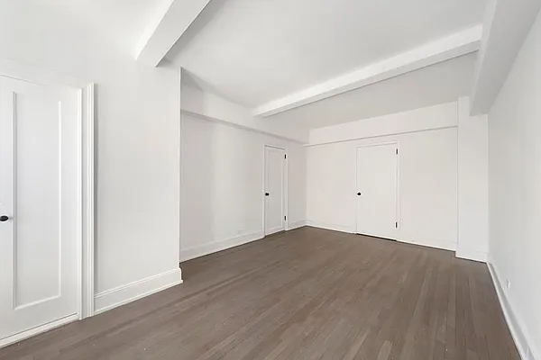 Sold by Dustin A Stein, LREB | media 40