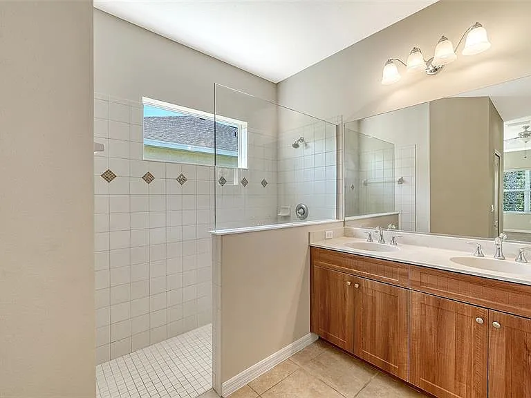 1424 Blue Horizon Cir — Photo 24