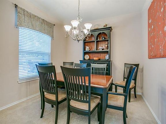 4th image of 1416 Hazelwood Dr