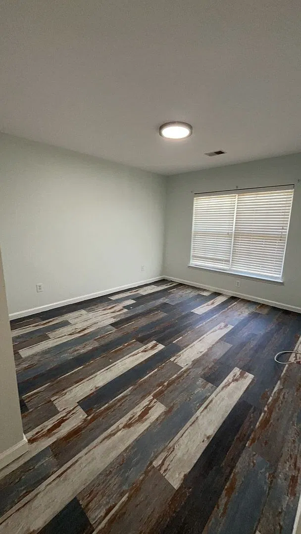 5 Bedroom in Longleaf Community — Photo 4