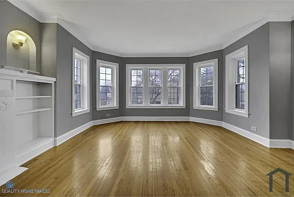 7925 S Trumbull Ave #1 — Photo 1
