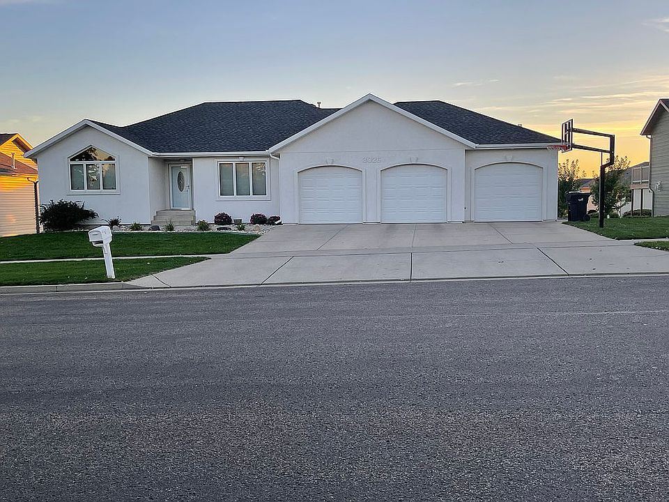 1st image of 3026 Clairmont Rd