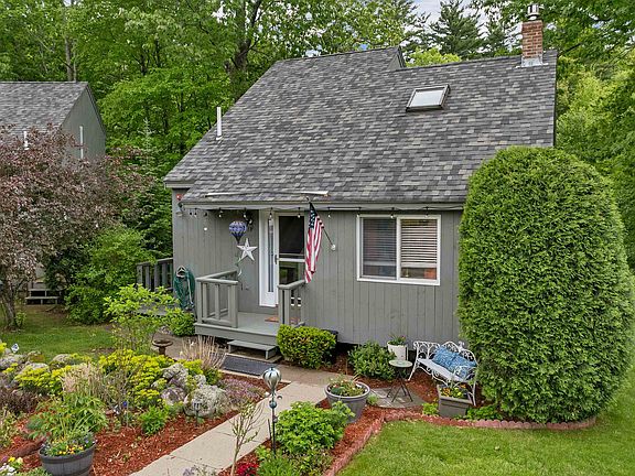 2nd image of 6 Cumberland Road #18