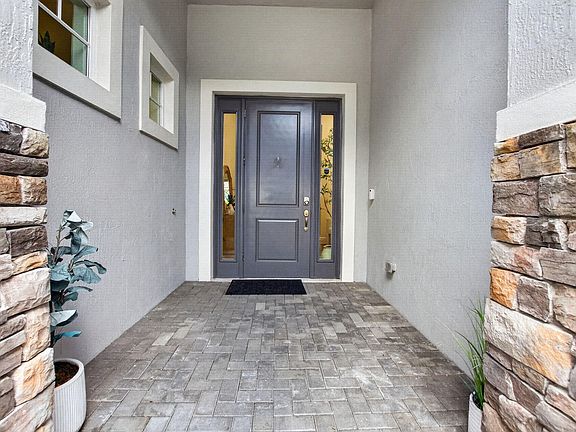 3rd image of 9682 Captiva Circle