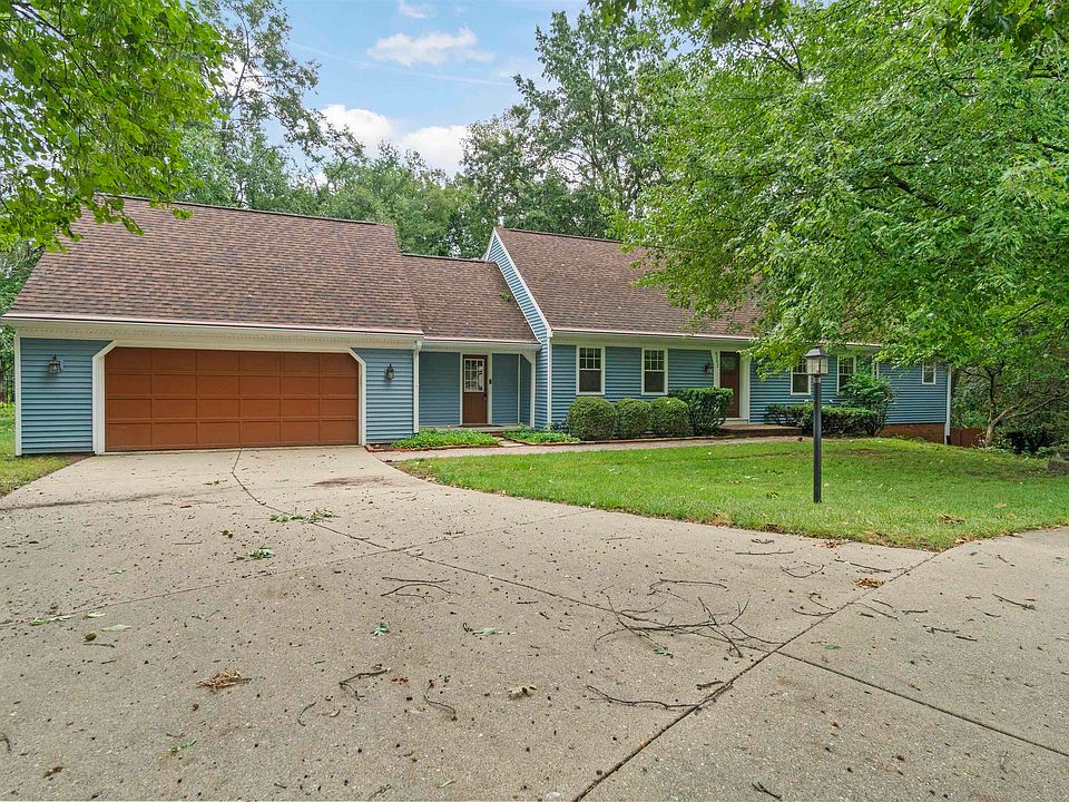 1st image of 6202 N Suffolk Dr