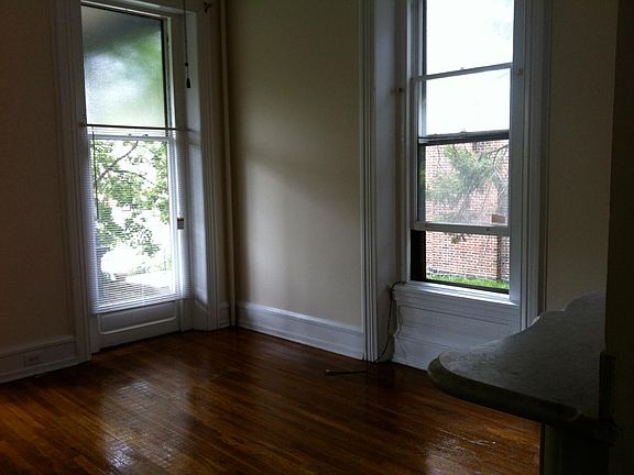 5th image of 819 N Harrison St APT 1