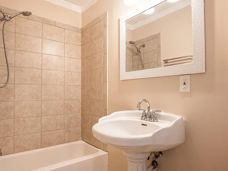 8323 E Mountain Ln — Photo 17