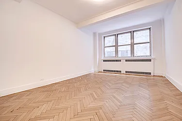 Rented by Urbane Brokerage