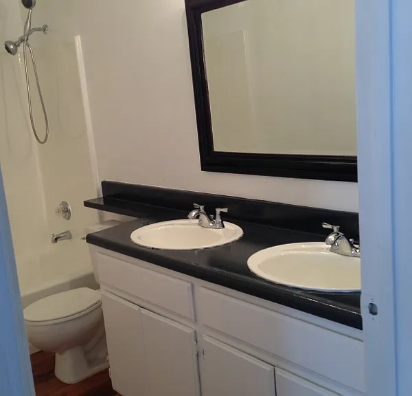 7831 Glencoe Dr #3 — Photo 11