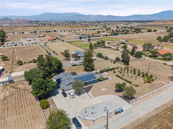 28736 Warren Rd, Hemet, CA 92545