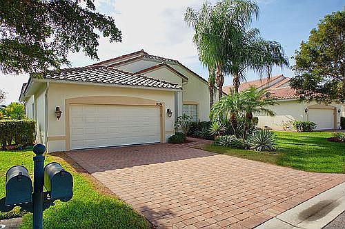 1st image of 9094 Whitfield Dr
