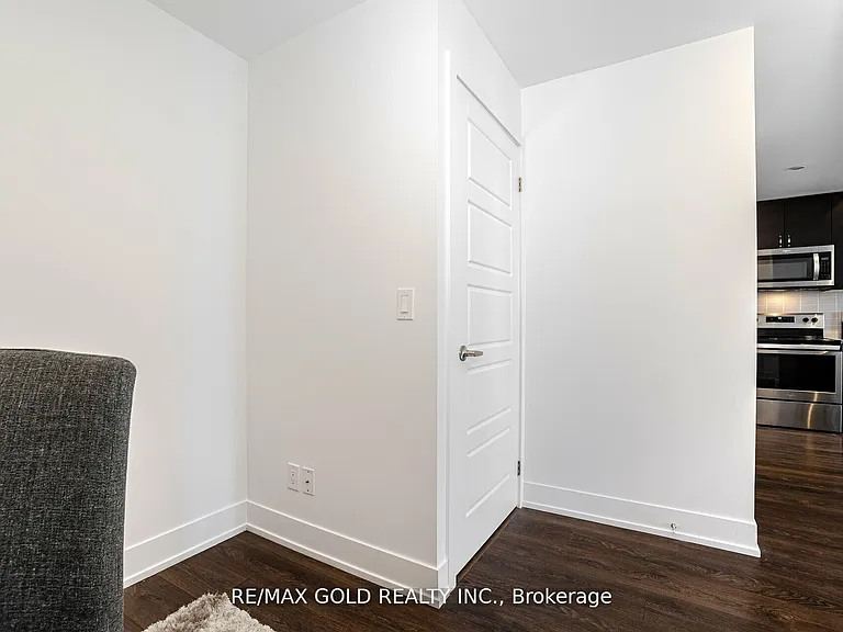 1255 Bayly St #LP03 — Photo 25