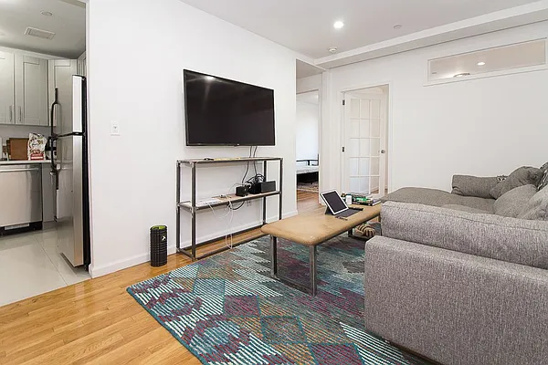 Rented by Citi Habitats | media 19