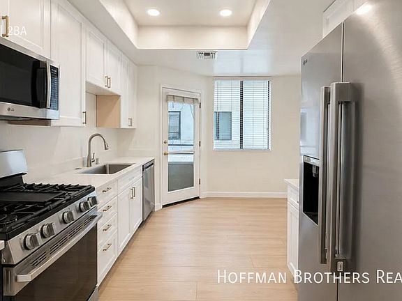 5th image of 9836 Vidor Dr APT 102