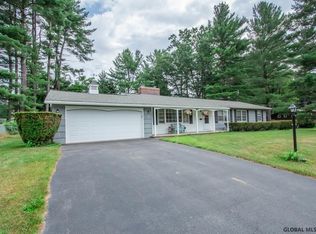 100 Elmwood Dr, Glenville, NY
