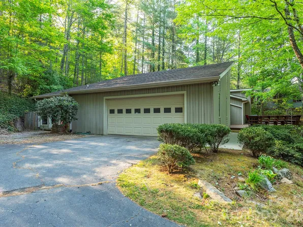 58 Ballantree Dr, Asheville, NC 28803