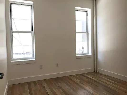 Rented by Simply Brooklyn Realty Inc | media 8