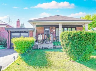 11 Bucannan Rd, Toronto, ON M1R3V2