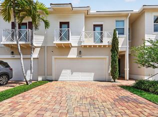 11945 Park Central, Royal Palm Beach, FL 33411