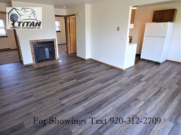 3rd image of 363 Stanley Ct APT D