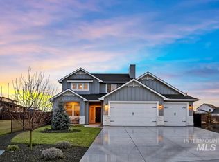4721 W Star Hollow Dr, Meridian, ID 83646