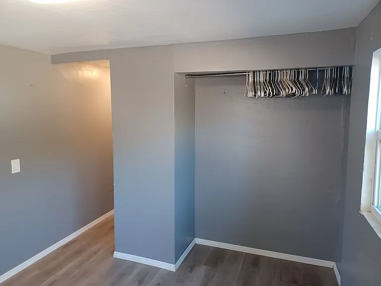 8305 McDaniel Dr — Photo 14