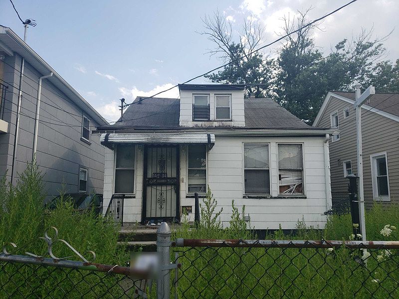 1st image of 14234 122nd Ave