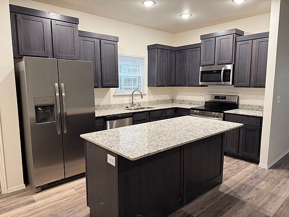 3rd image of 1026 S Benchmark Ln #1