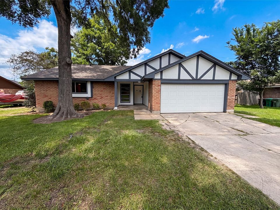 1st image of 311 Fir Ridge Dr