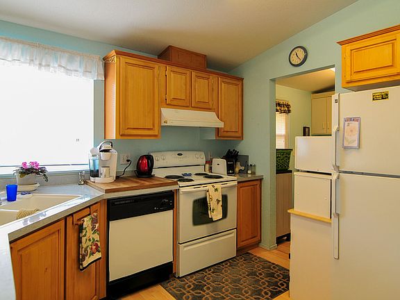 2nd image of 1623 Meadowridge Dr