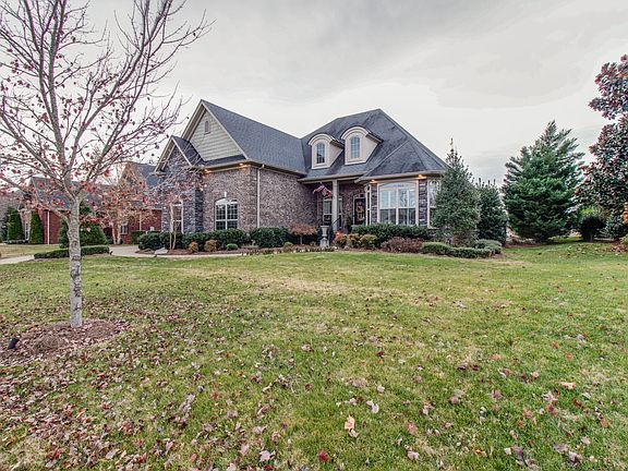 4th image of 608 Gardenia Way