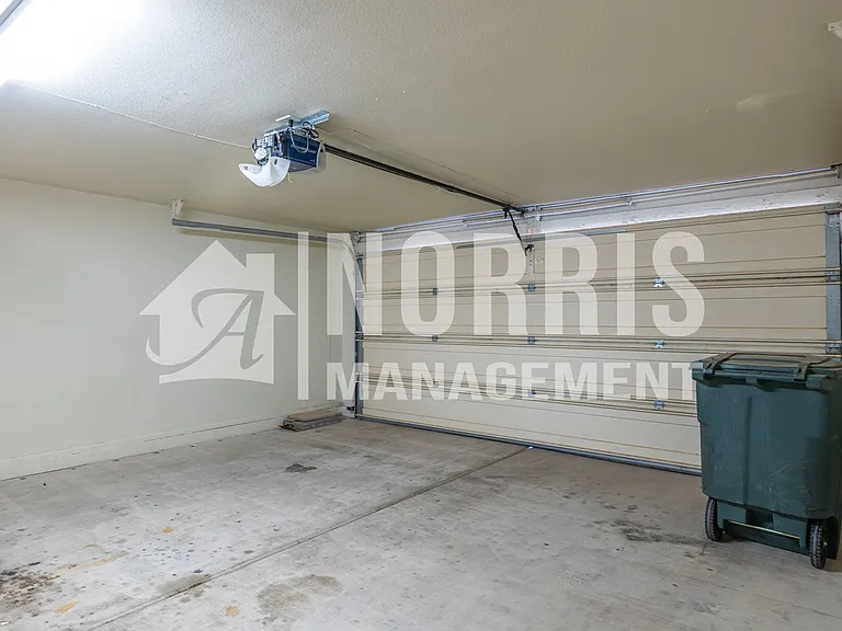 2542 N La Escondida Cir — Photo 20