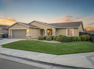 5275 E Hoxie Ave, Fresno, CA 93725