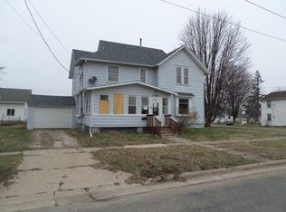312 South St, Sumner, IA 50674