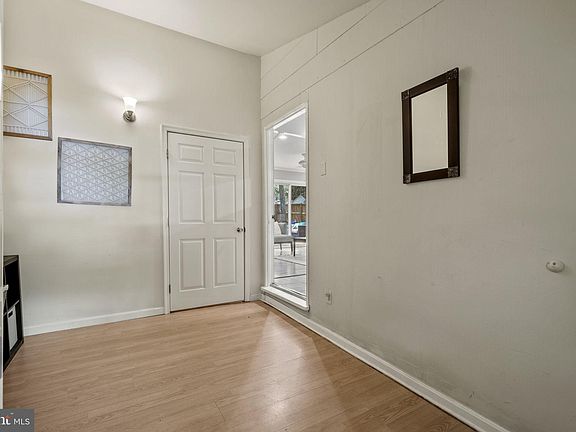 5th image of 1617 Marshall Ave
