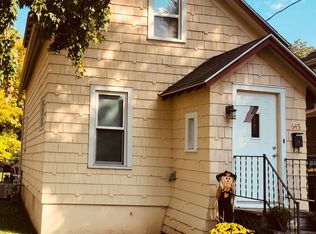 645 Appleton St, Menasha, WI 54952