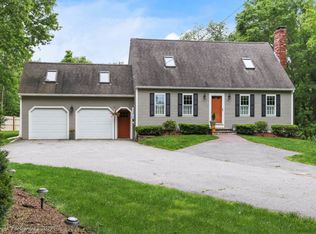 42 Bridge St, West Newbury, MA 01985