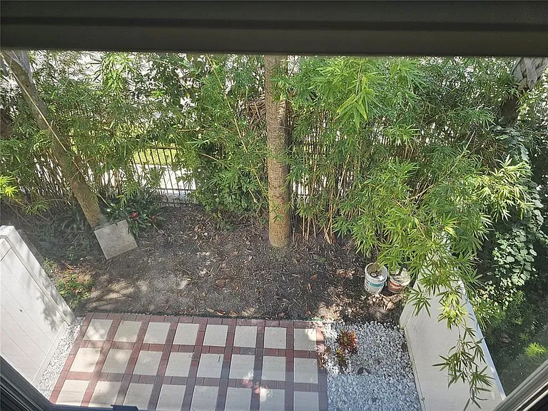 5116 Dominica Dr — Photo 22