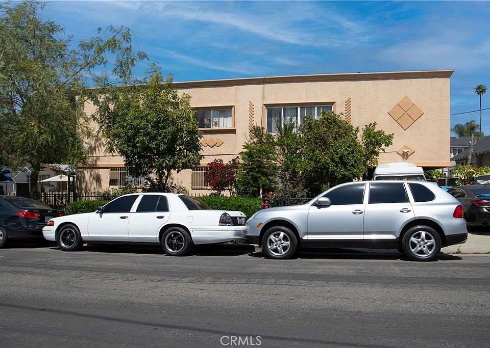 1st image of 5005 Axtell St