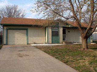 702 W Tracy Ave, Augusta, KS 67010