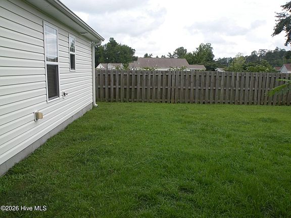 5th image of 226 Kestrel Ct