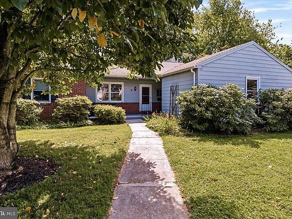 3rd image of 36 Paschall Rd